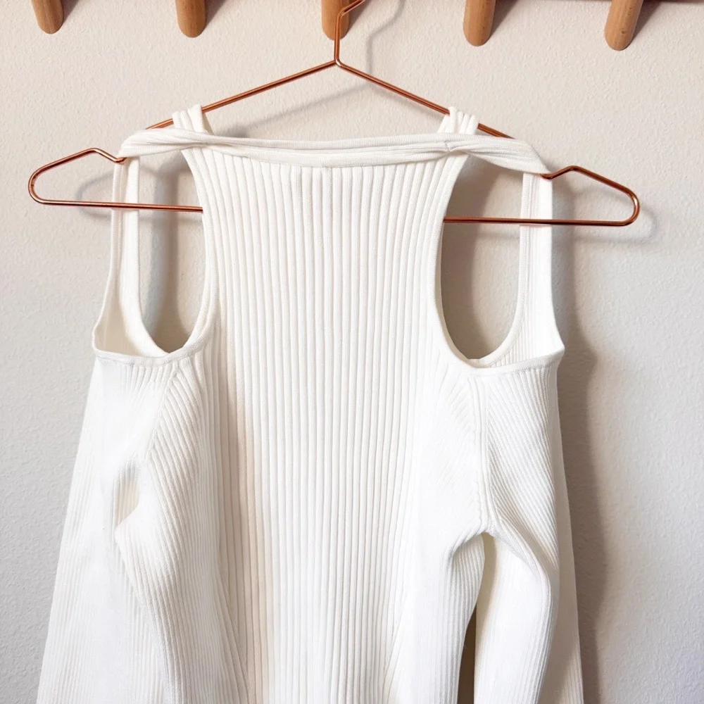 Jonathan Simkhai NWT Mandy Cut Out Cold Shoulder Ribbed Sweater Top White Size L - Picture 11 of 12